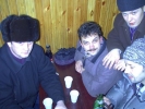 Иркутск — город хлебный, а в пиве тоже есть дрожжи... — То ли от мороза, то ли от внутреннего жара, нос у Ваканы был сине-красный, а глаза почему-то смотрели в одну точку...