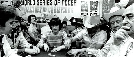 Покер против традиционного бизнеса